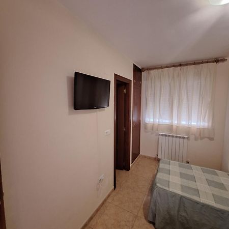 Tardienta Hostal Pension - La Rotonda酒店 外观 照片